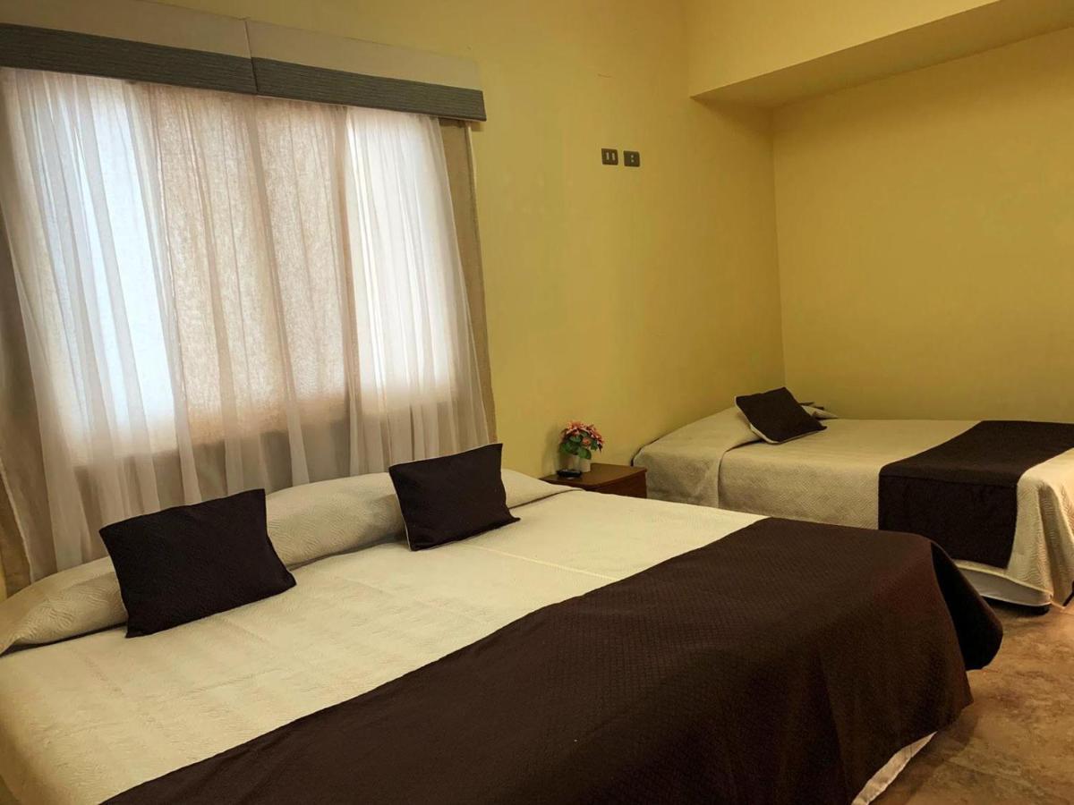 Juku Hostal Calama Extérieur photo