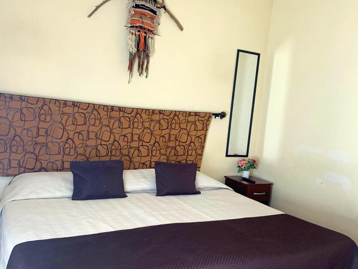 Juku Hostal Calama Extérieur photo