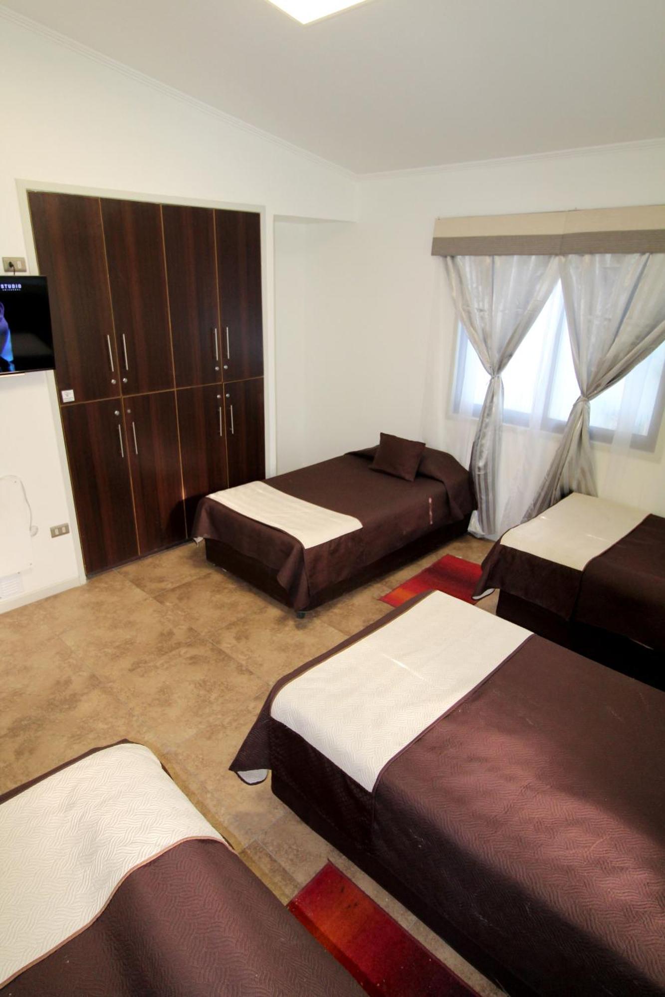 Juku Hostal Calama Extérieur photo